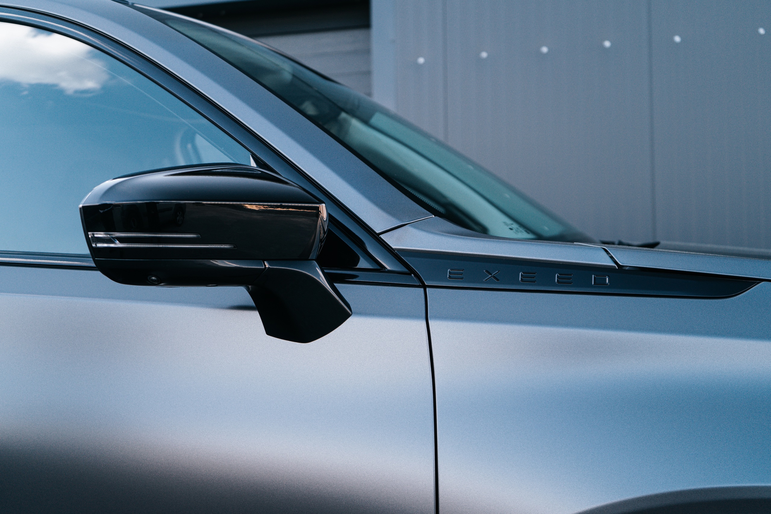 Сохраняет внешний вид вашего автомобиля